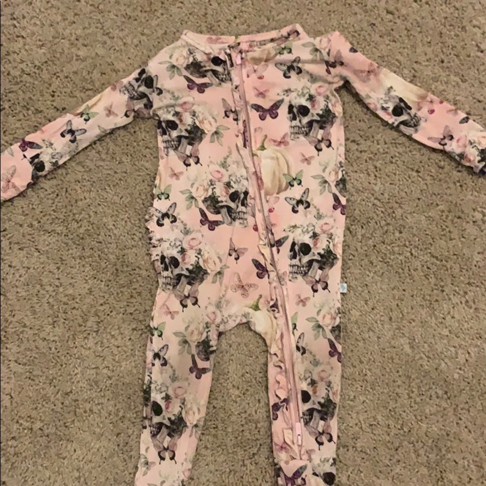 Posh peanut discontinued “Francesca” footie